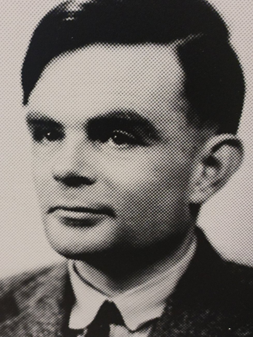 Za 2. světové války rozlouskli kódy Enigmy britští kryptoanalytikové pod vedením Alana Turinga.