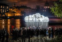 Laserová show a desítky atrakcí: Na pražském Signal festivalu se poprvé bude podílet i umělá inteligence