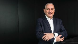 Kdo je ministr průmyslu Jozef Síkela: Gazdíkův přítel, který investuje do startupů