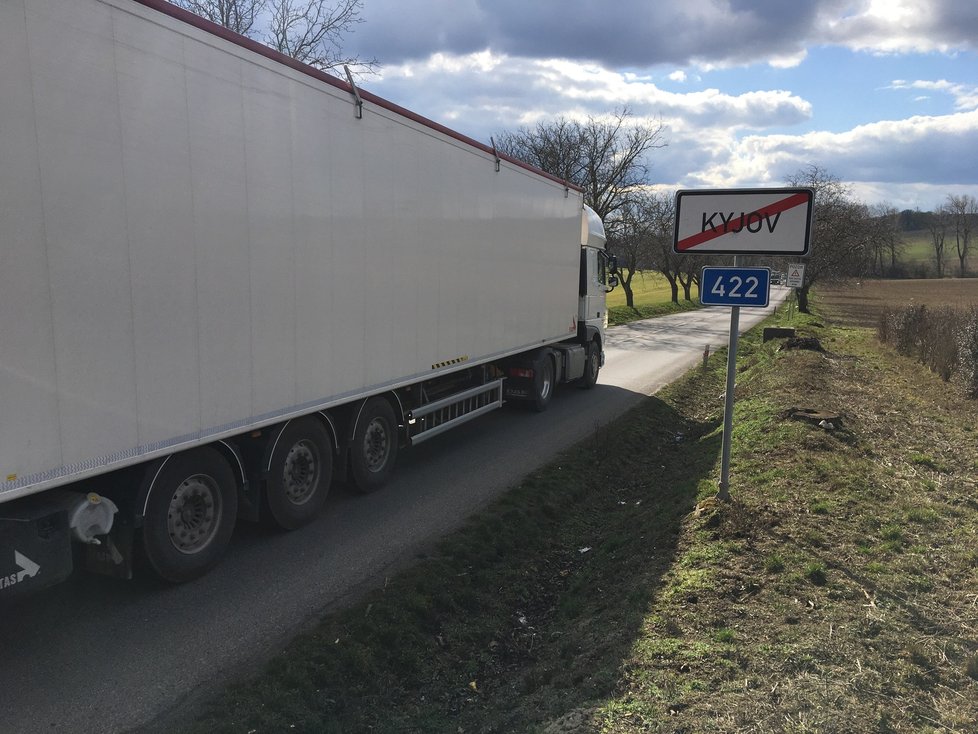 Od 17. března se má uzavřít silnice mezi Kyjovem a Svatobořicemi - Mistřínem na Hodonínsku.