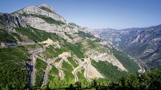 Horské silnice: Úchvatné panoramatické výhledy z okénka auta