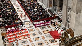 Papež při silvestrovské pobožnosti vyzval k vděčnosti a naději (31. 12. 2023)