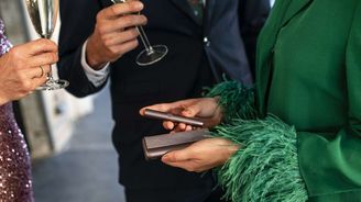 Otevírací doba na Silvestra a Nový rok: Přehled, kdy a kde nakoupíte Otevírací doba na Silvestra a Nový rok: Přehled, kdy a kde nakoupíte