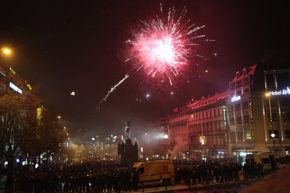 Bujaré oslavy Silvestra se bez zábavní pyrotechniky neobejdou