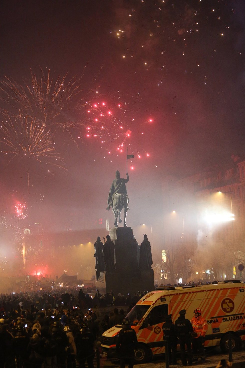 Bujaré oslavy Silvestra se bez zábavní pyrotechniky neobejdou