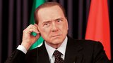 Svědectví prostitutky: Berlusconi měl sex se třemi dívkami