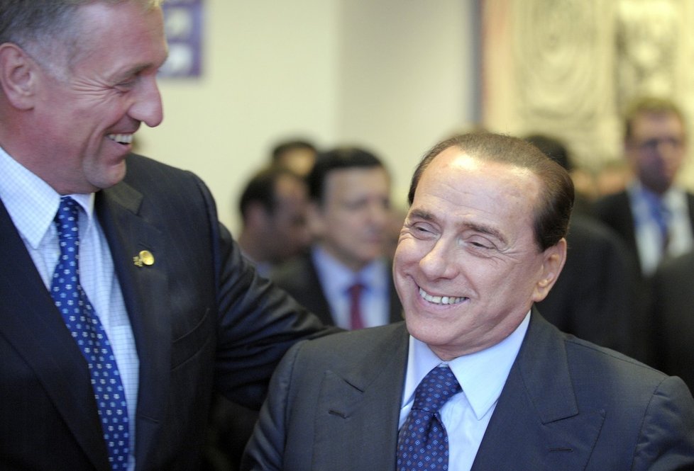 Silvio Berlusconi s někdejším premiérem Mirkem Topolánkem