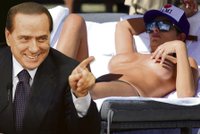 Berlusconiho kočička se vyhřívala nahá!