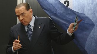 Berlusconiho strana se vrátila k původnímu názvu, rebelové na sjezd nedorazili