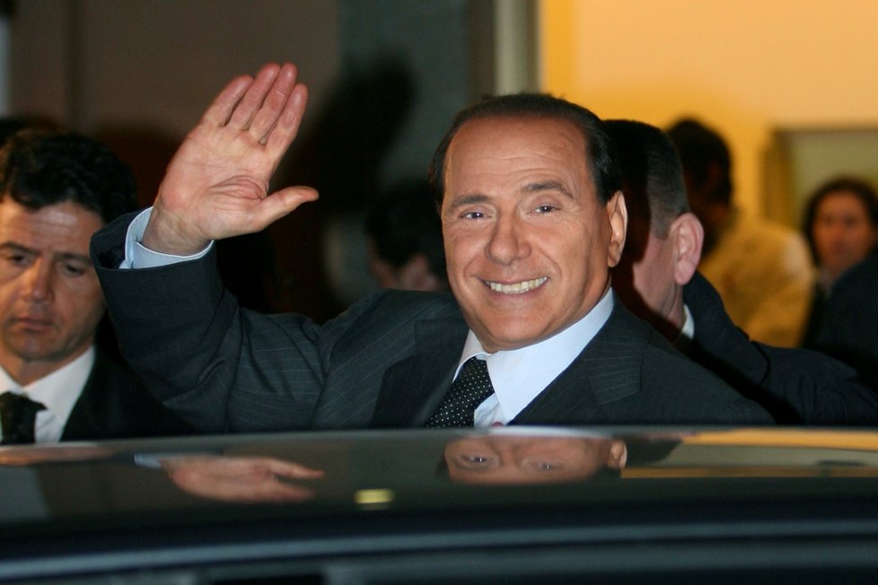 Silvio Berlusconi je šestý nejbohatší Ital.