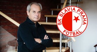 V čele Slavie má stát menšinový vlastník Jiří Šimáně