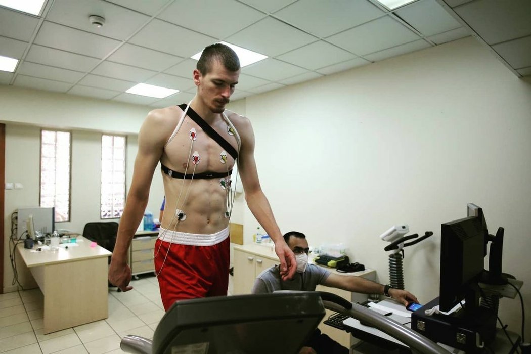 Boriša Simanič byl po úderu převezen do nemocnice, kde mu byla odebrána ledvina