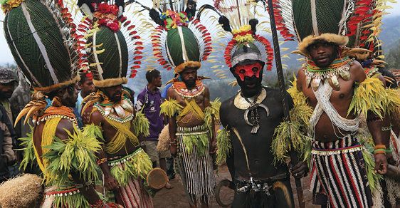 Simbai: Cesta za kmenem Kalamů do odlehlé oblasti Papui Nové Guineji aneb Jak se žije na hranicích civilizace
