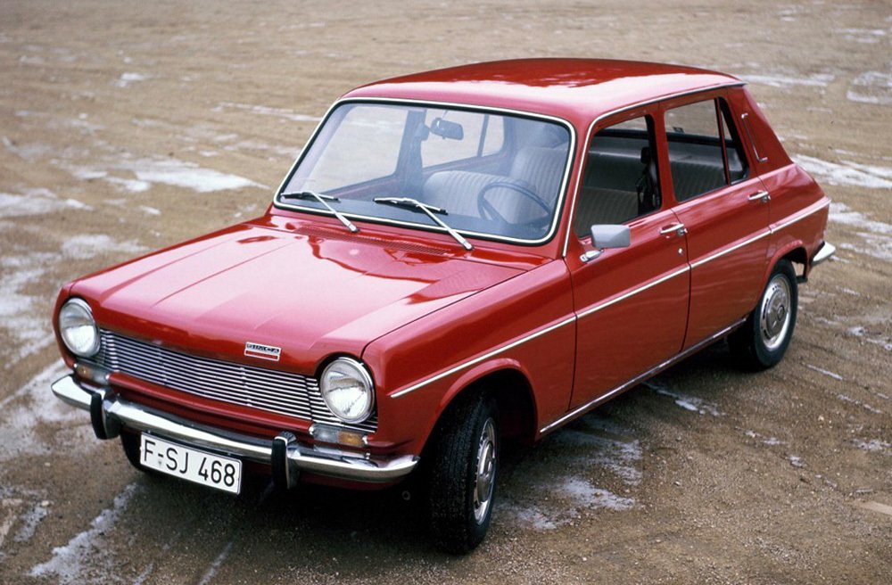 Simca 1100 se stala jedním z prvních hatchbacků, tedy vozů s výklopným zadním víkem a splývavou zádí.
