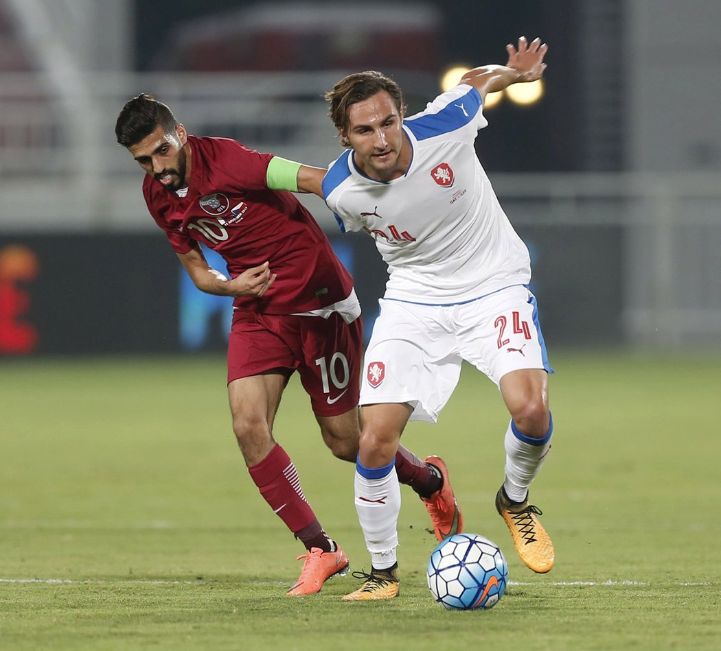 Stefan Simič si v zápase odbyl reprezentační debut.