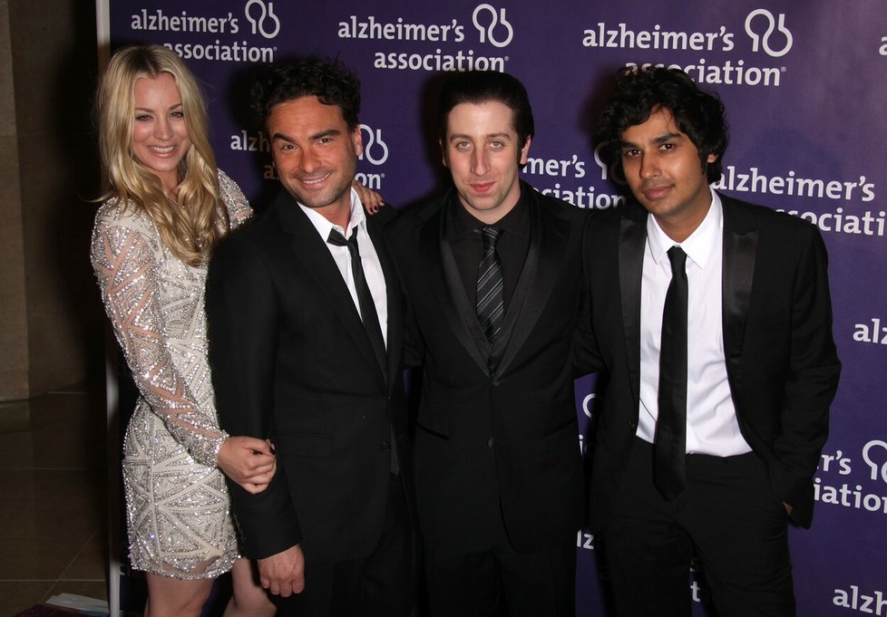 Kaley Cuoco, Johnny Galecki, Simon Helberg a Kunal Nayyar,