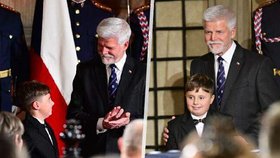 imon (9) dostal medaili Za hrdinství od prezidenta.