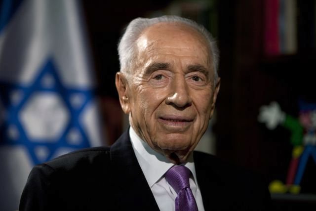 Izraelský exprezident Peres prodělal mrtvici a byl hospitalizován.