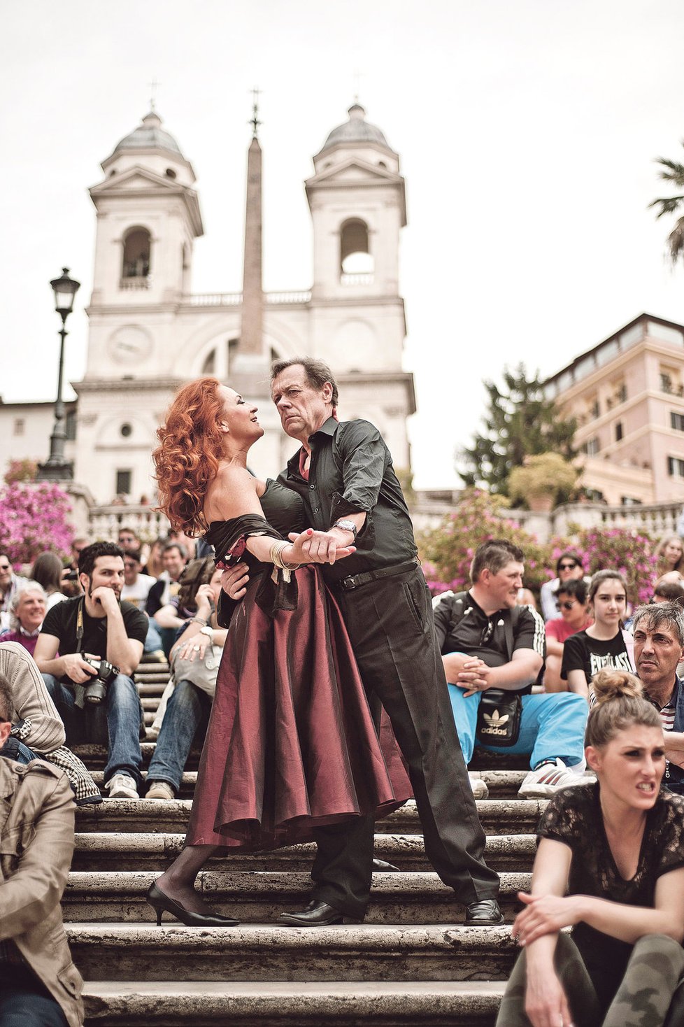 Na Španělských schodech v Římě Stašová s Víznerem popustili uzdu vášni a zatančili si