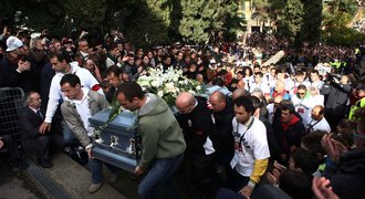 Simoncelliho pohřbili v rodném městě: S Markem se loučilo 10 tisíc lidí