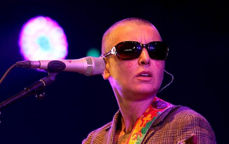 Sinéad Connor 2013: Potetovaná drsňačka