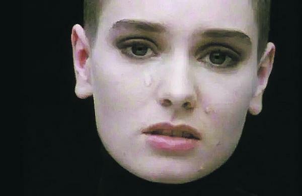 Sinéad O&#39;Connorová a její ikonická slza
