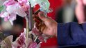 Dílo českého skláře koupil miliardář ze Singapuru. Dílo českého skláře koupil miliardář ze Singapuru.