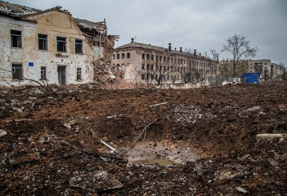 Doněcká oblast: Město Siversk poničené ruským bombardováním (6. 11. 2022).