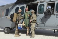 Konečně na svobodě: Francouzští vojáci osvobodili rukojmího z Nizozemska v Mali