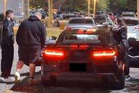 Sjezd tuningových aut v Brně: Stovky diváků, policie a pokuty za 200 tisíc