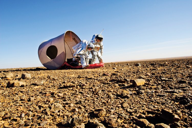 Testování skafandru a vybavení pro misi na Mars
