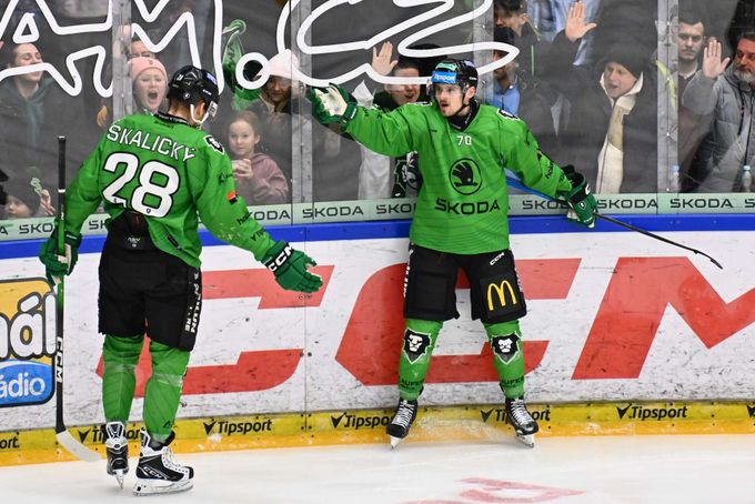 Pro tohle je Boleslav kupovala! Jak oživlý Zdráhal s „druhým Jágrem“ vypnuli Motor Pro tohle je Boleslav kupovala! Jak oživlý Zdráhal s „druhým Jágrem“ vypnuli Motor