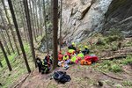 Záchrana horolezců v Adršpašských skalách