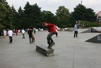 Radnice v Modřanech o víkendu otevře „pumptrack“: Bude to tak trochu jiný skatepark