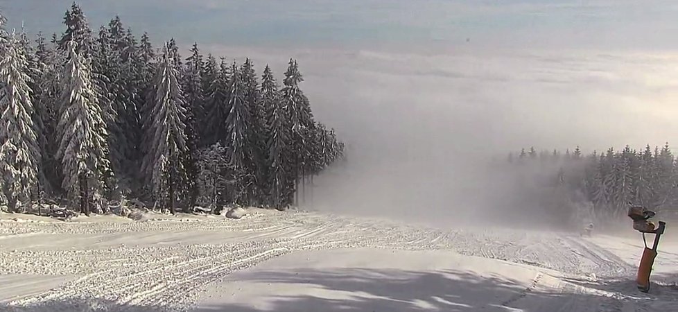 Skiareál Červená Voda se připravuje na lyžování ve velkém.