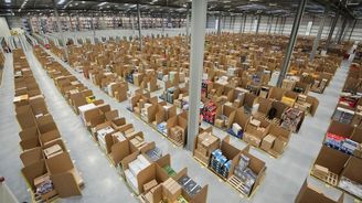 Amazon před Vánoci zaútočí na tuzemské e-shopy, zavádí do Česka dopravu zdarma