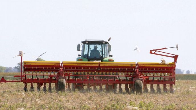 Sklizeň v Argentině komplikovaly silné deště. Země výrazně snížila odhady výnosů kukuřice a sóji