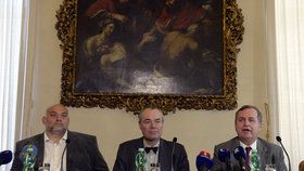 Krize pokračuje, školkám i školám chybí učitelé. Chystá se protest za lepší platy