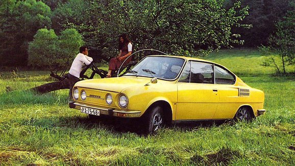 Škoda 110 R (1970-1980): Připomeňte si slavné erko na dobových fotografiích i prospektech