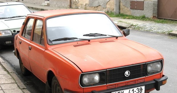 Škoda 120