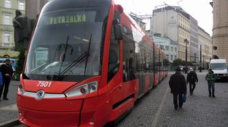 Bratislavský dopravní podnik bude najímat studenty pro řízení tramvají