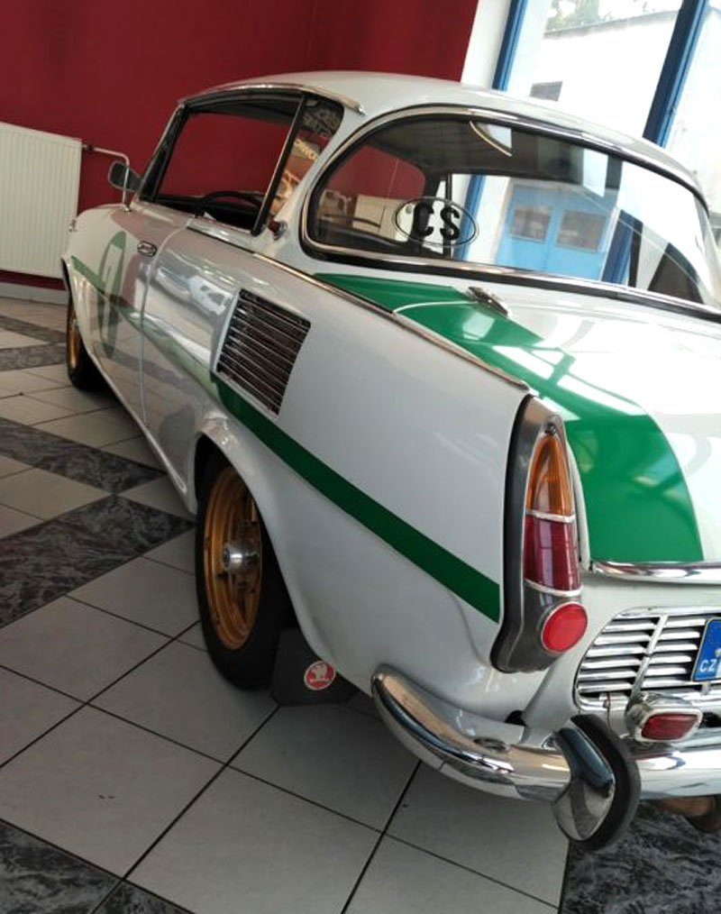 Škoda 1000 MBX de Luxe