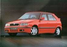 Škoda Felicia byla symbolem české rodiny. Podívejte se, kolik stála v roce 1998