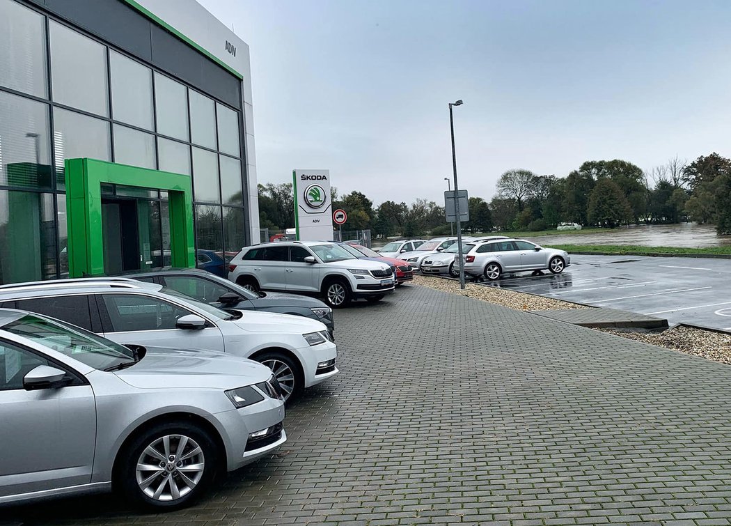 ADIV, Škoda dealer v Opavě a Ostravě