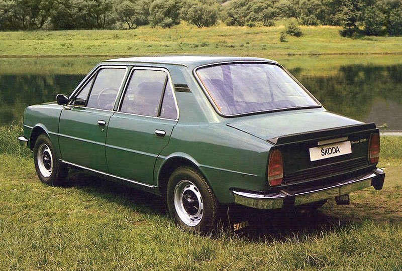 Škoda 100