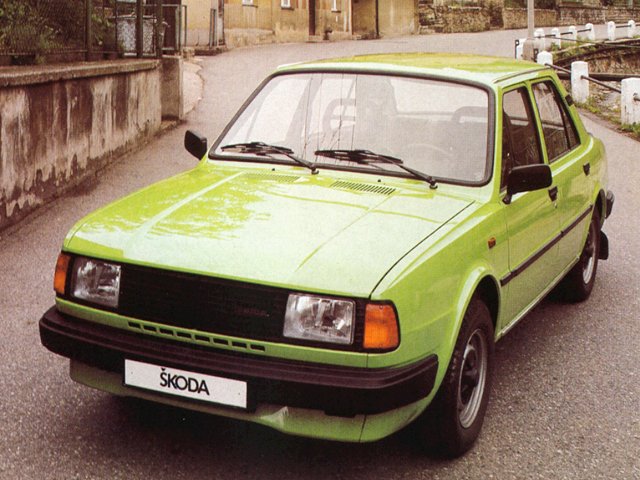 Škoda 100