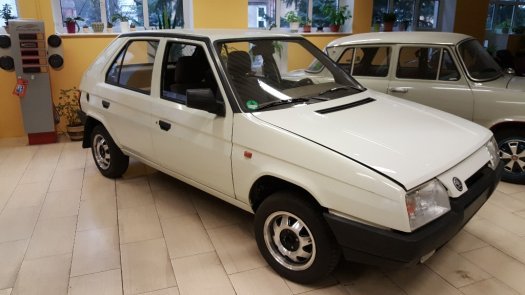 Škoda Favorit 135LS