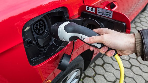 Škoda se v budoucnu zaměří spíše na elektromobily, než plug-in hybridy