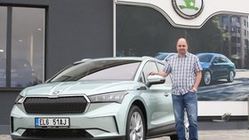 Nová plně elektrická škodovka má prvního majitele: Odvezl si ji podnikatel s diamanty!