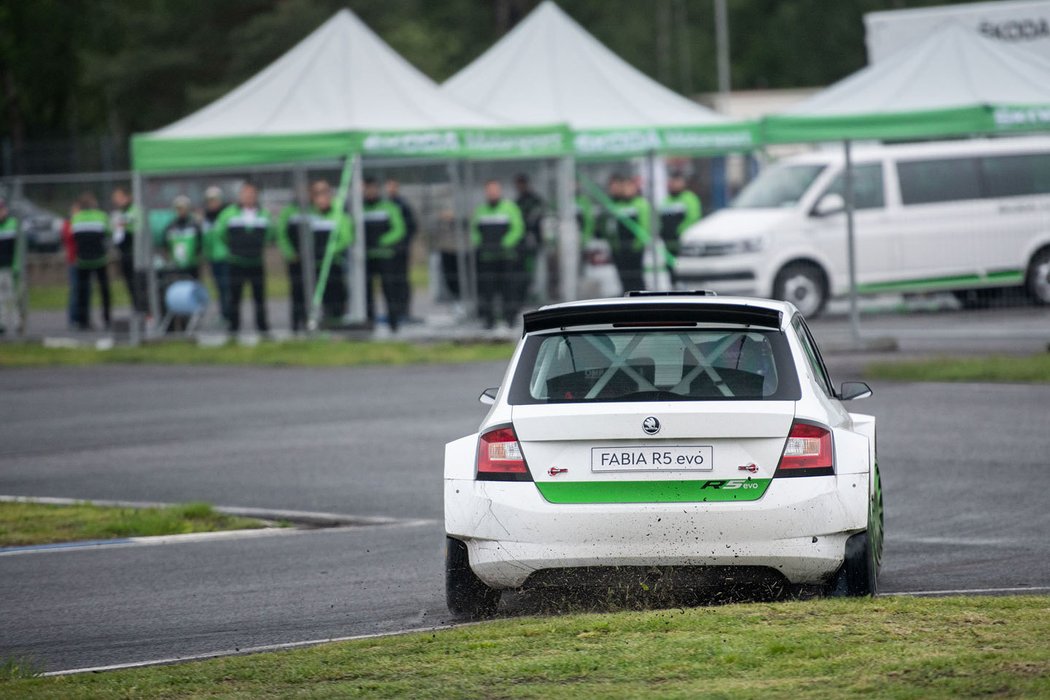 Škoda Fabia R5 Evo Rally Car